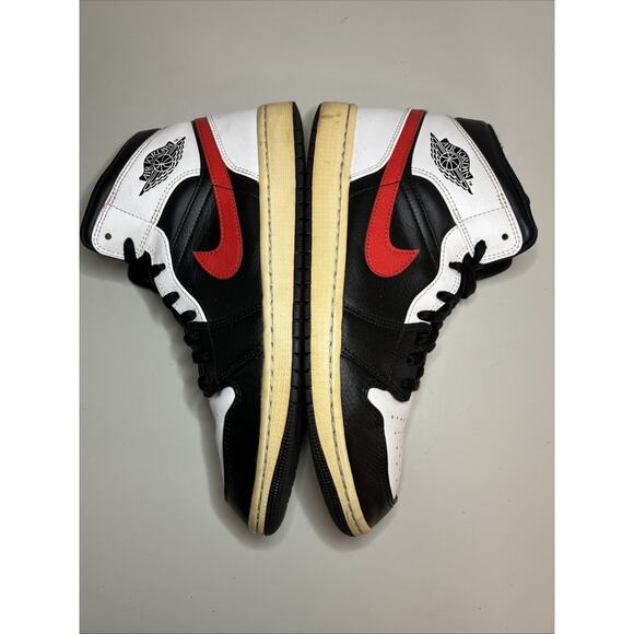 Size 11 - Air Jordan 1 Mid Chile Red - Picture 7 of 9